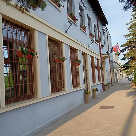 Boutique Empress فندق 4*
